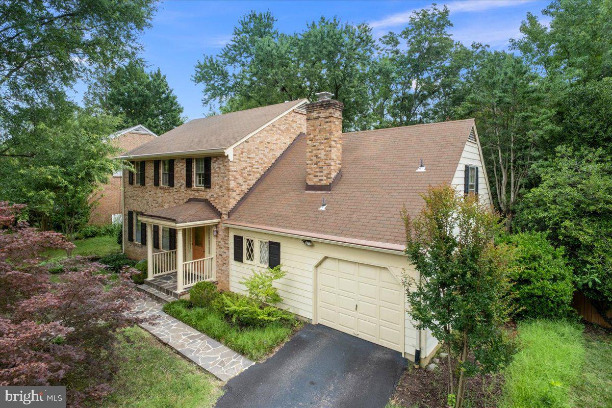 8717 Highgate Road Alexandria, VA 22308 - Photo 3 of 45 Gallery Image 3