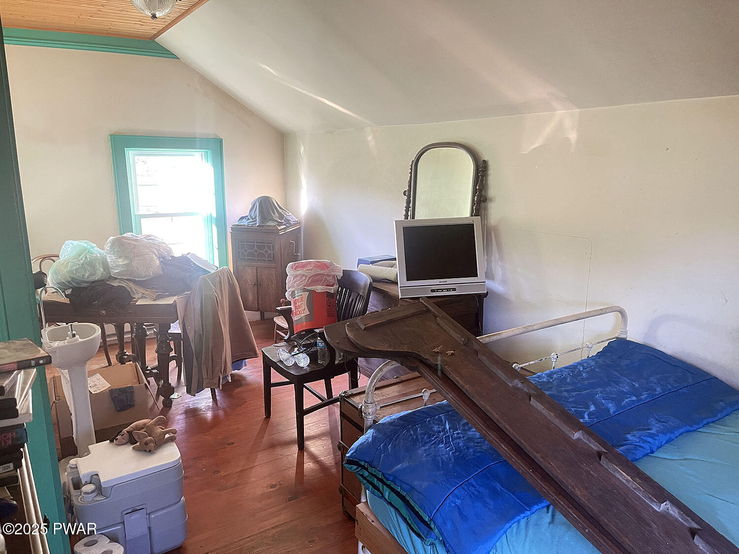 21 Factory Road Equinunk, PA 18417 - Photo 9 of 15