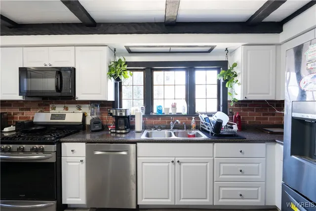 $214,900 | 6 Pine Street, Perry, NY 14530