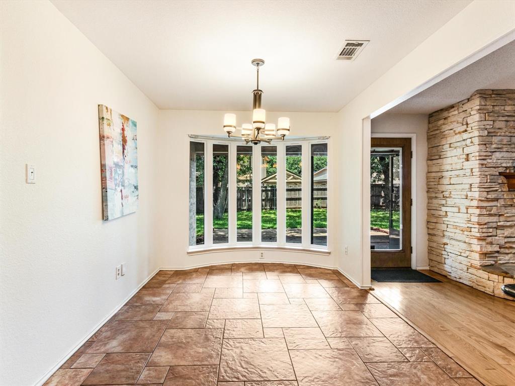 6619 Saddle Ridge Road Arlington, TX 76016 - Photo 4 of 28