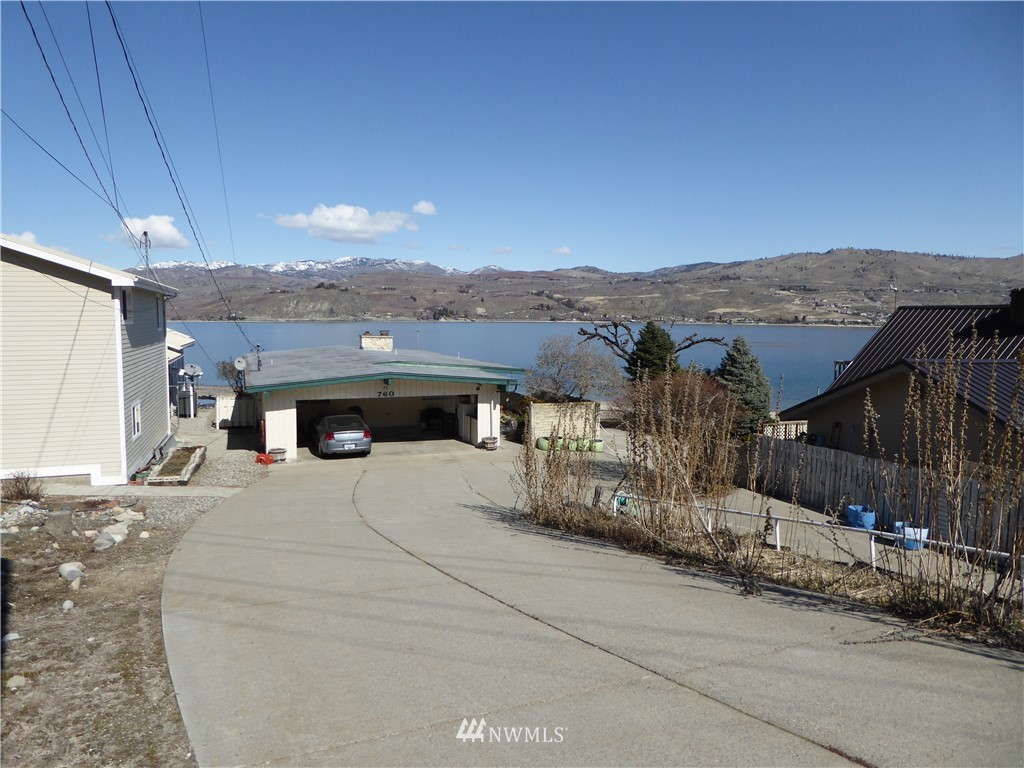 760 South Lakeshore Road Chelan, WA 98816 - Photo 19 of 21 Gallery Image 19