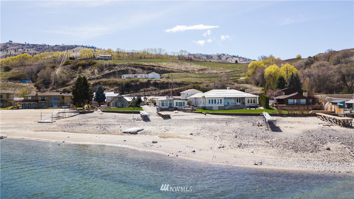 760 South Lakeshore Road Chelan, WA 98816 - Photo 9 of 21 Gallery Image 9