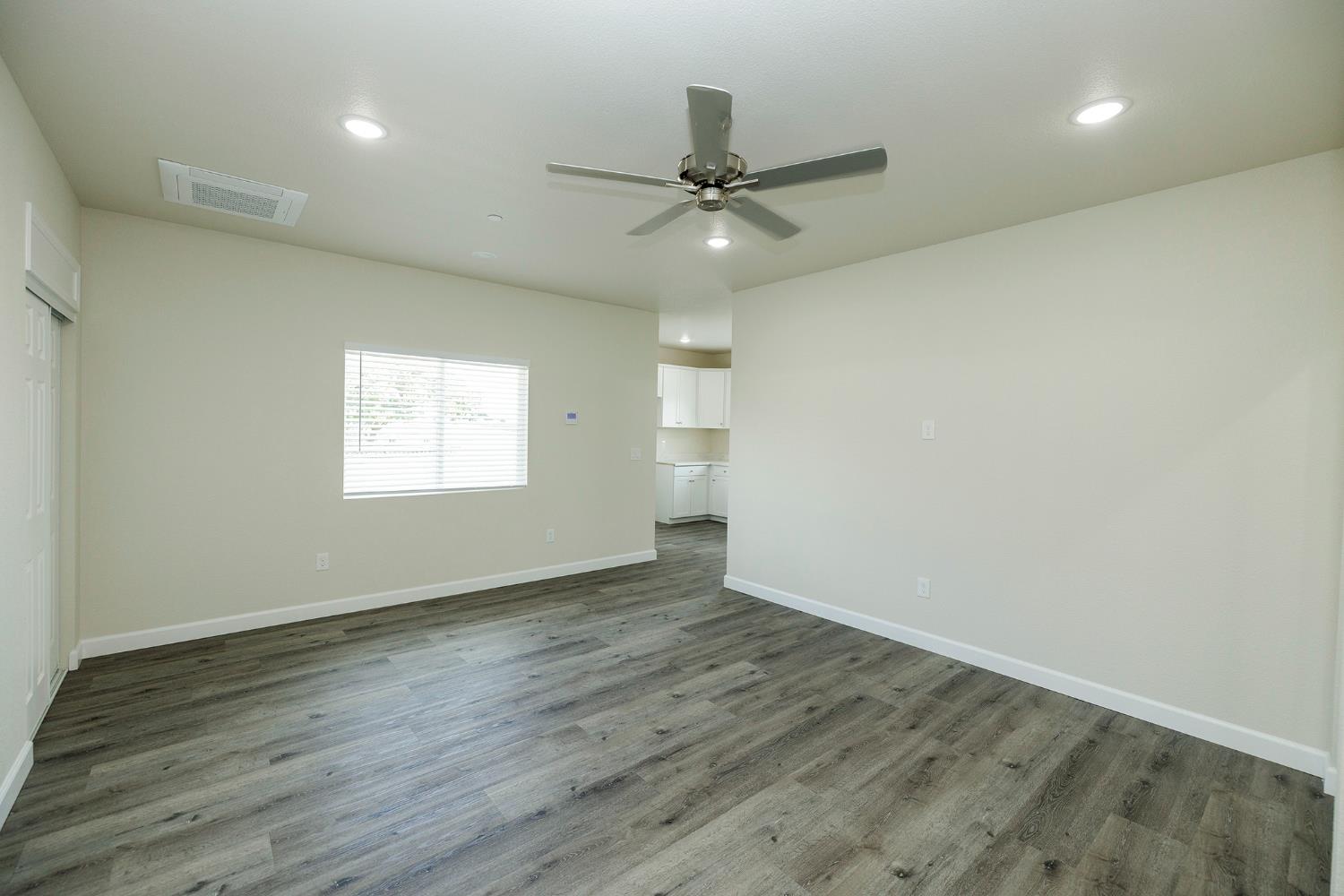 720 North 2nd Street Patterson, CA 95363 - Photo 45 of 84 Main Suite