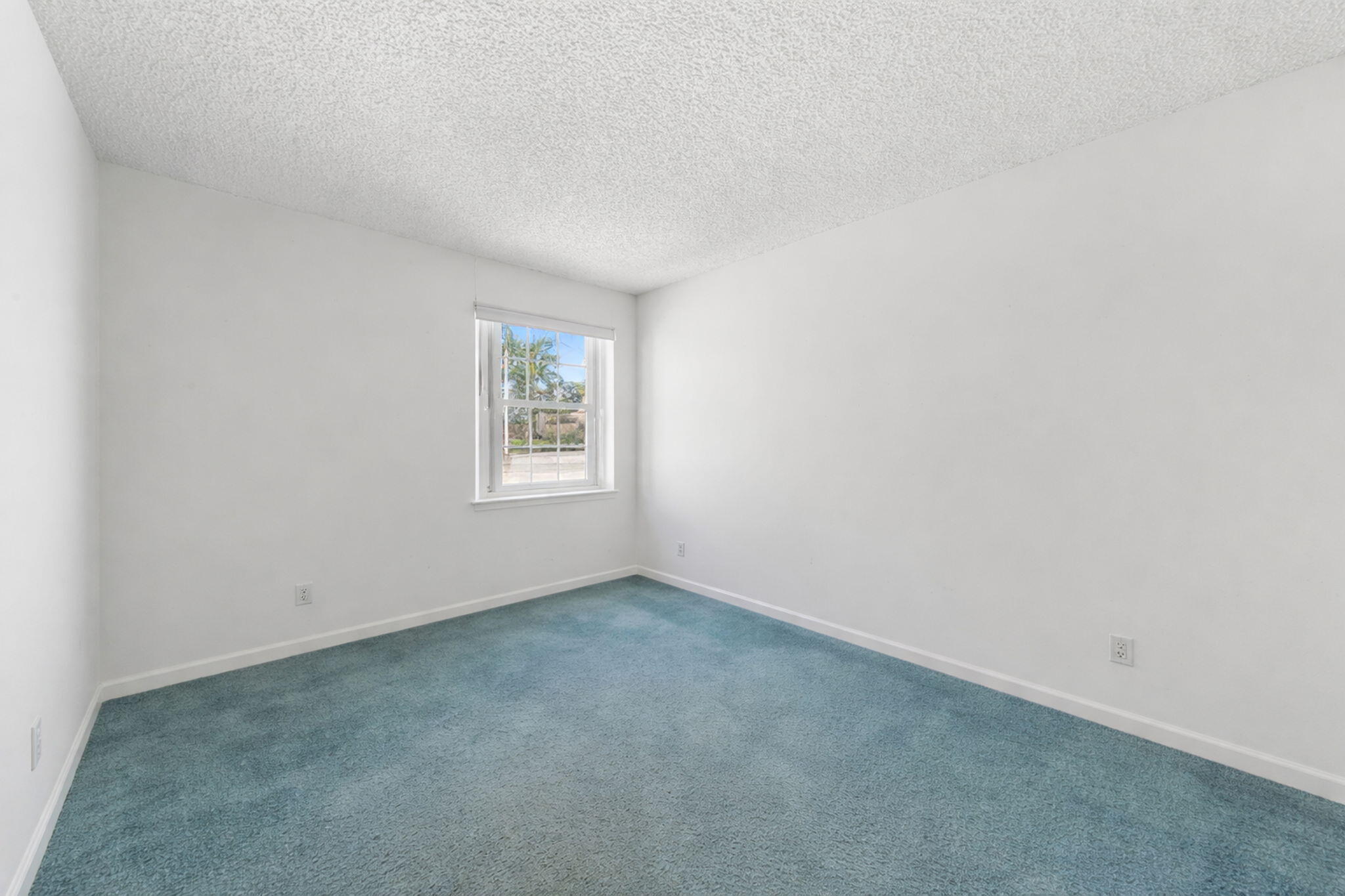 5197 Rosen Boulevard Boynton Beach, FL 33472 - Photo 19 of 35 2nd Bedroom