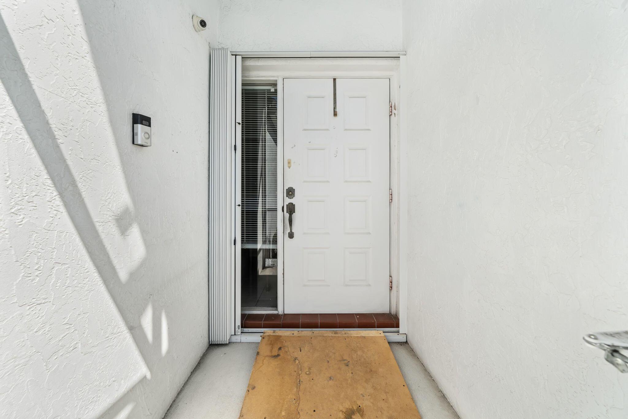 5197 Rosen Boulevard Boynton Beach, FL 33472 - Photo 2 of 35 Front entry