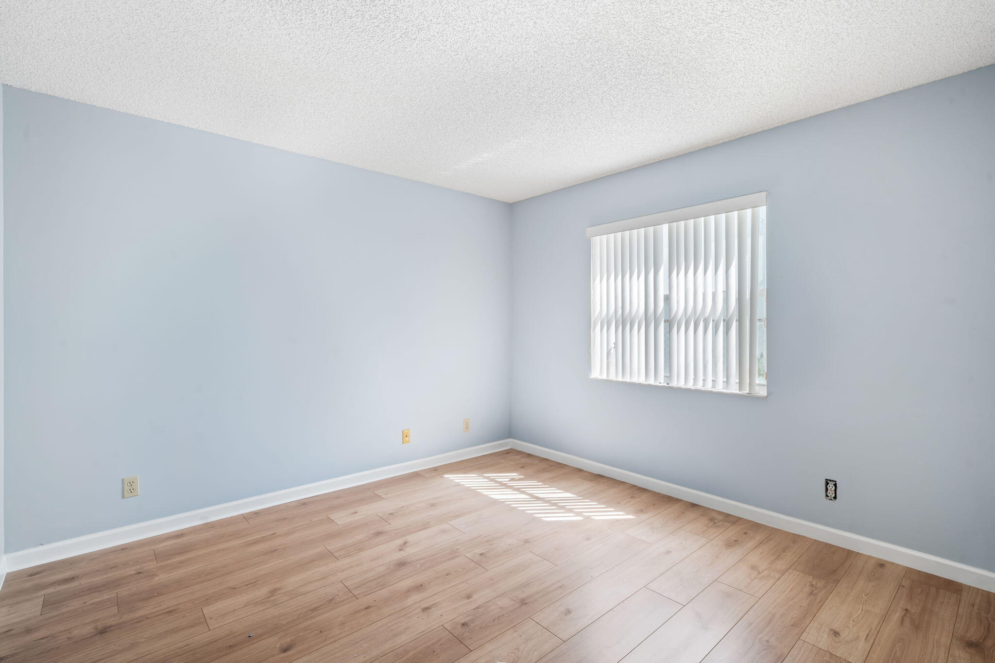 5197 Rosen Boulevard Boynton Beach, FL 33472 - Photo 23 of 35 4th Bedroom