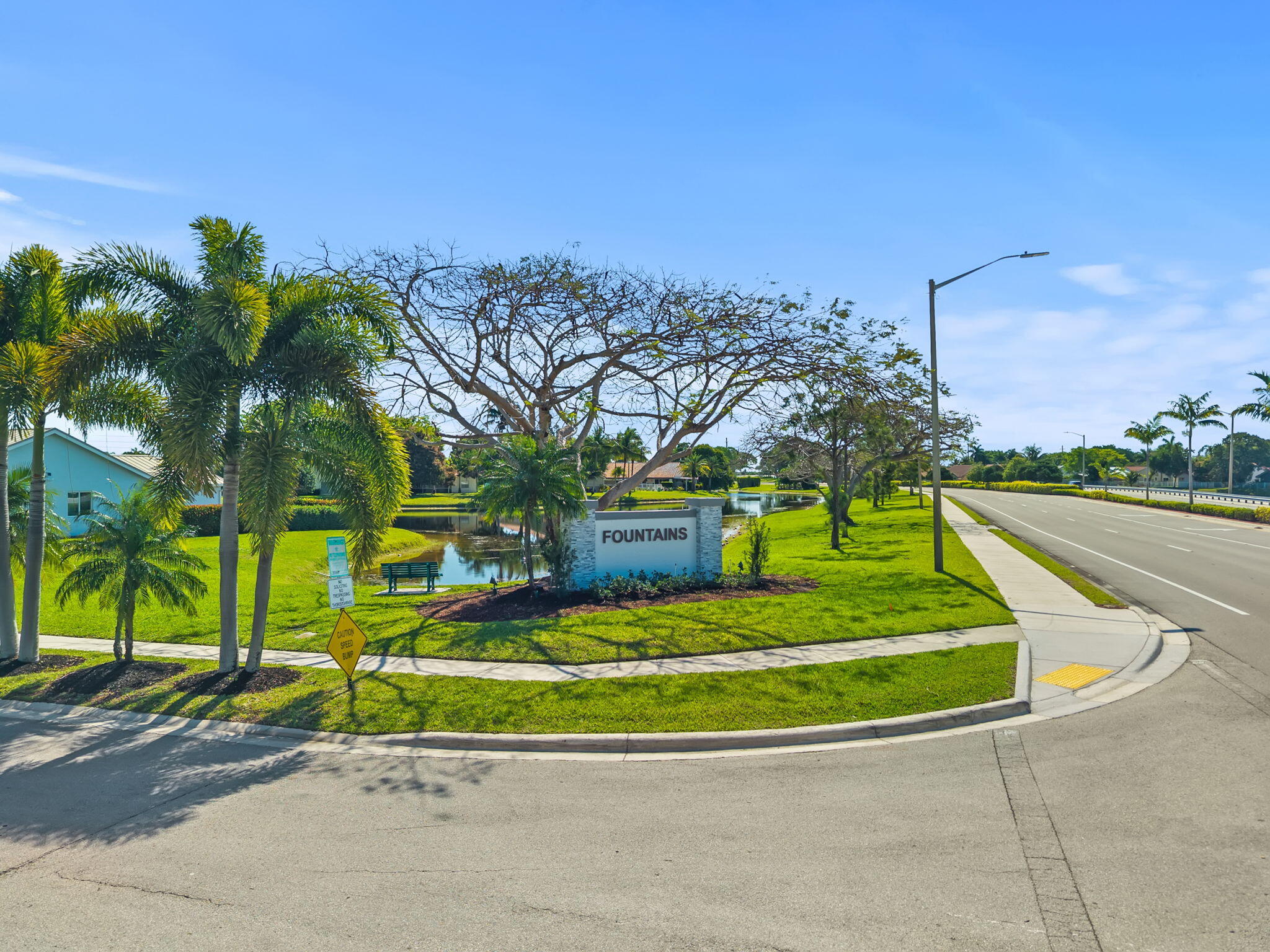 5197 Rosen Boulevard Boynton Beach, FL 33472 - Photo 29 of 35 Neighborhood entrance