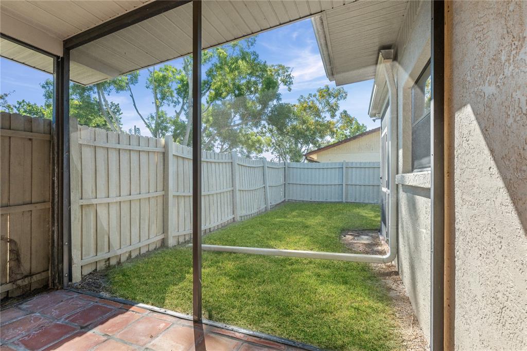 6916 Waverly Street Sarasota, FL 34243 - Photo 30 of 47