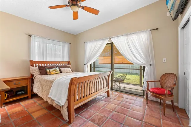 $525,000 | 6916 Waverly Street, Sarasota, FL 34243