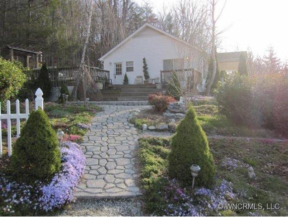 250 Sandy Branch Road Balsam Grove, NC 28708 - Photo 1 of 12 Gallery Image 1