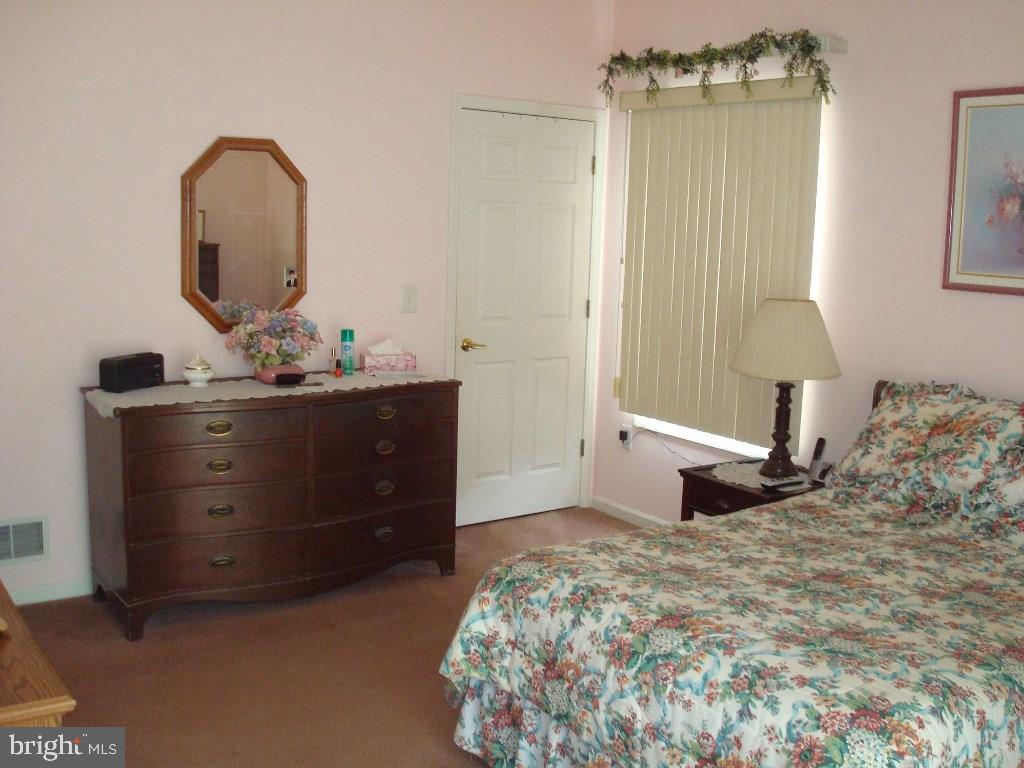 24 Riva Boulevard, Unit 2381 Brick, NJ 08723 - Photo 8 of 13 Gallery Image 8