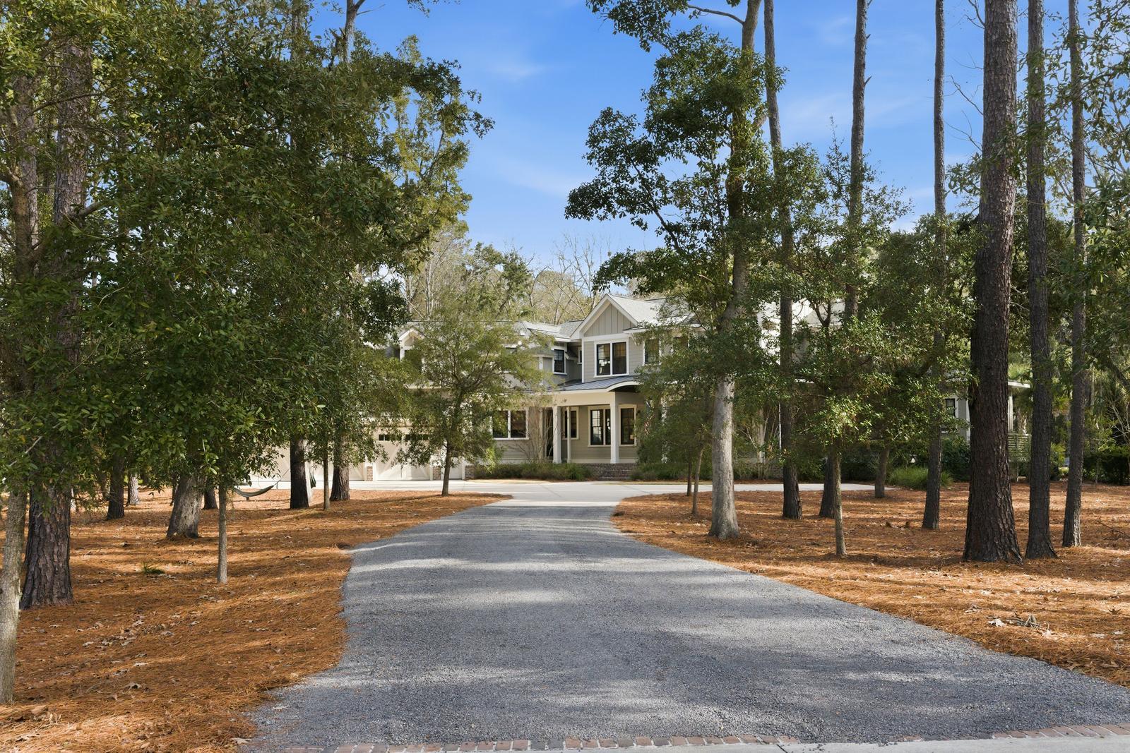 1334 Old Rosebud Trail Mount Pleasant, SC 29429 - Photo 4 of 108 2