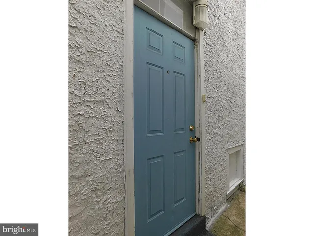 $424,900 | 137 West Lancaster Avenue, Downingtown, PA 19335