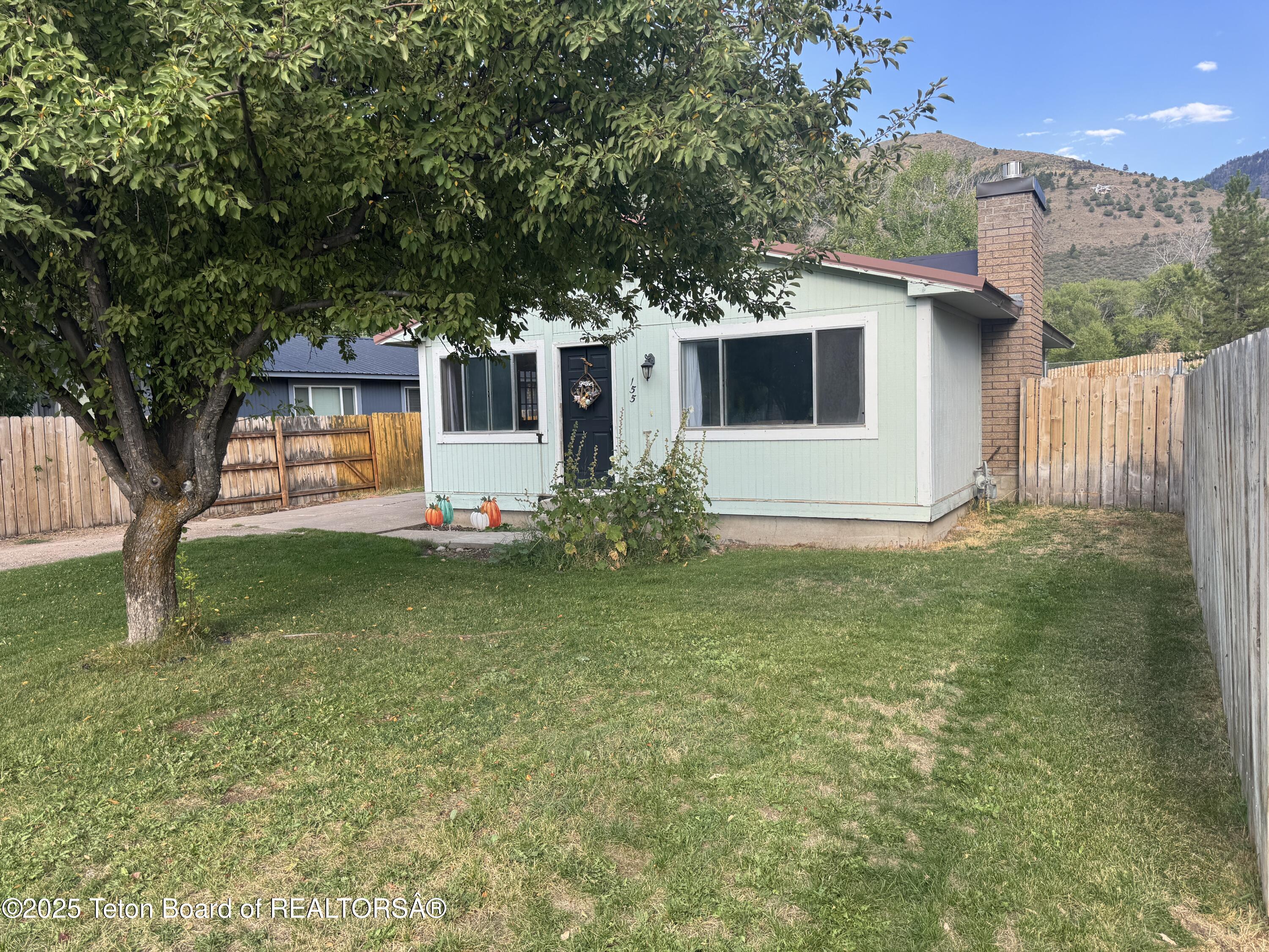 155 Madison Street Afton, WY 83110 - Photo 2 of 23 IMG_7987