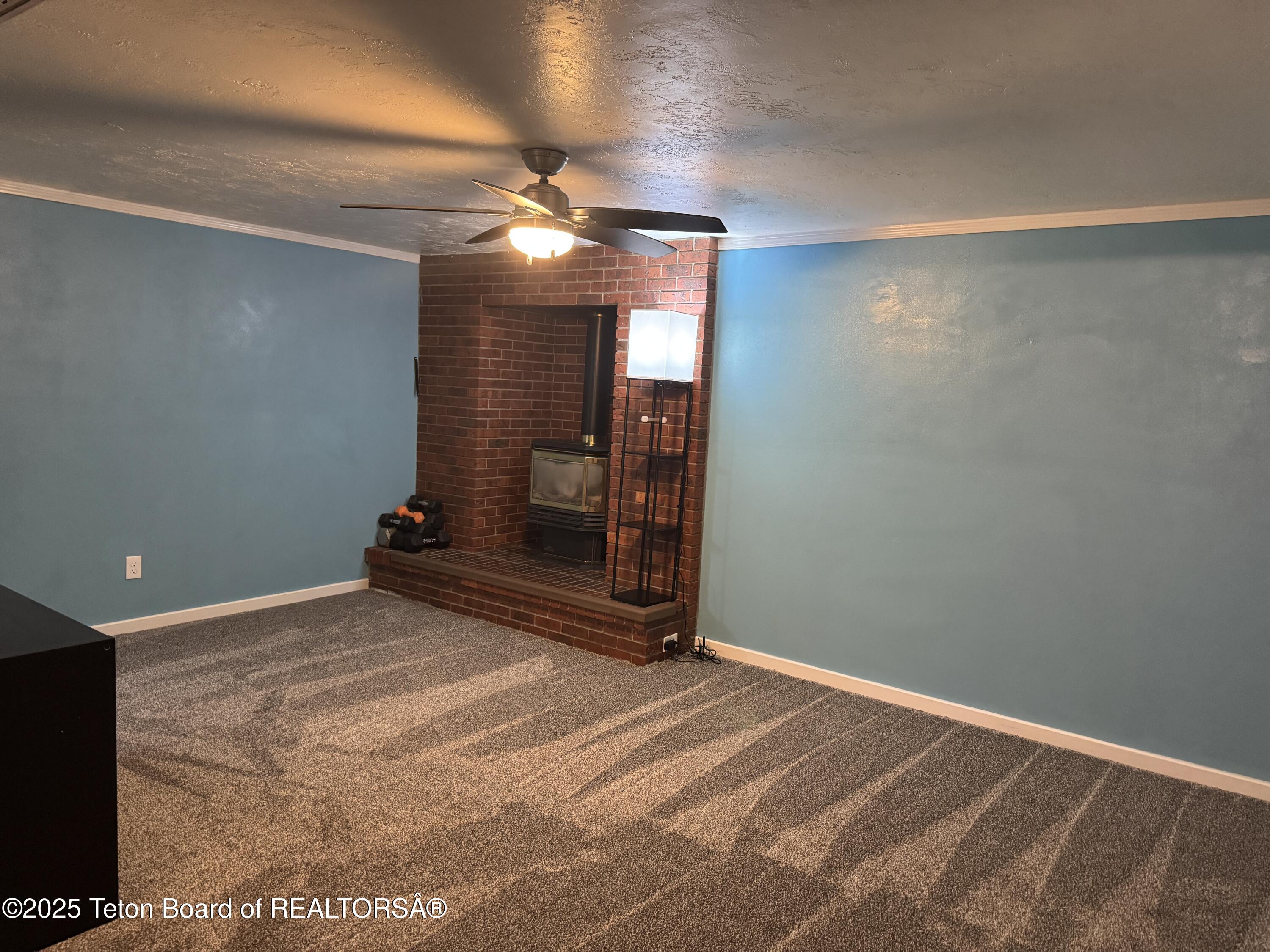 155 Madison Street Afton, WY 83110 - Photo 3 of 23 IMG_7755