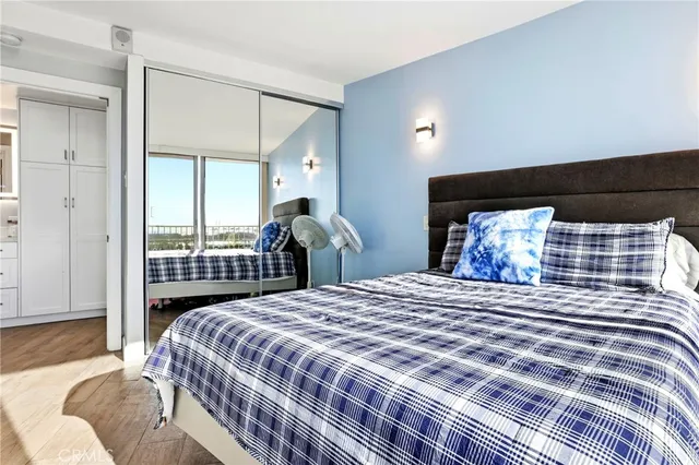 $799,000 | 700 East Ocean Boulevard, Unit 1208, Long Beach, CA 90802