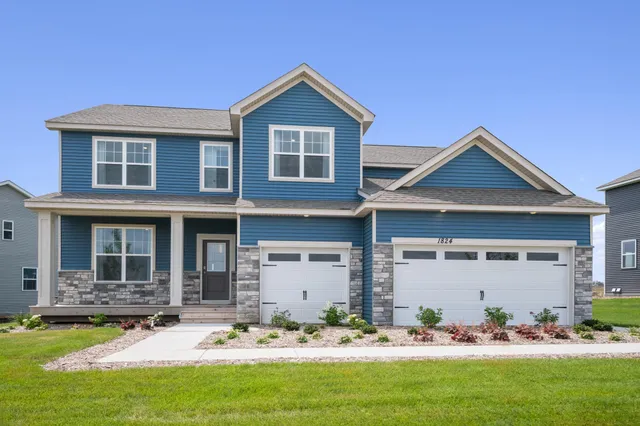 $675,000 | 10504 Bent Pne Lane, Woodbury, MN 55129