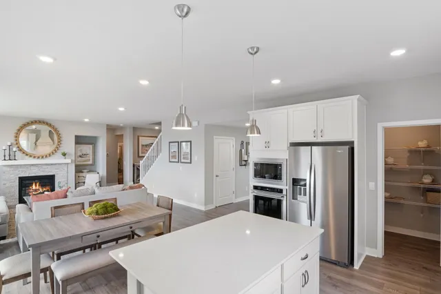 $675,000 | 10504 Bent Pne Lane, Woodbury, MN 55129