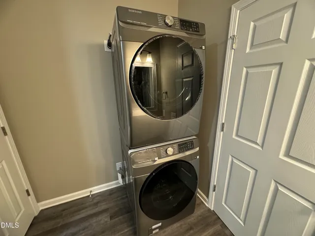 $995 | 4028 Remington Oaks Circle, Cary, NC 27519