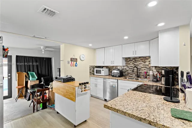 $495,000 | 6611 Park Street, Hollywood, FL 33024