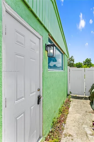 $495,000 | 6611 Park Street, Hollywood, FL 33024