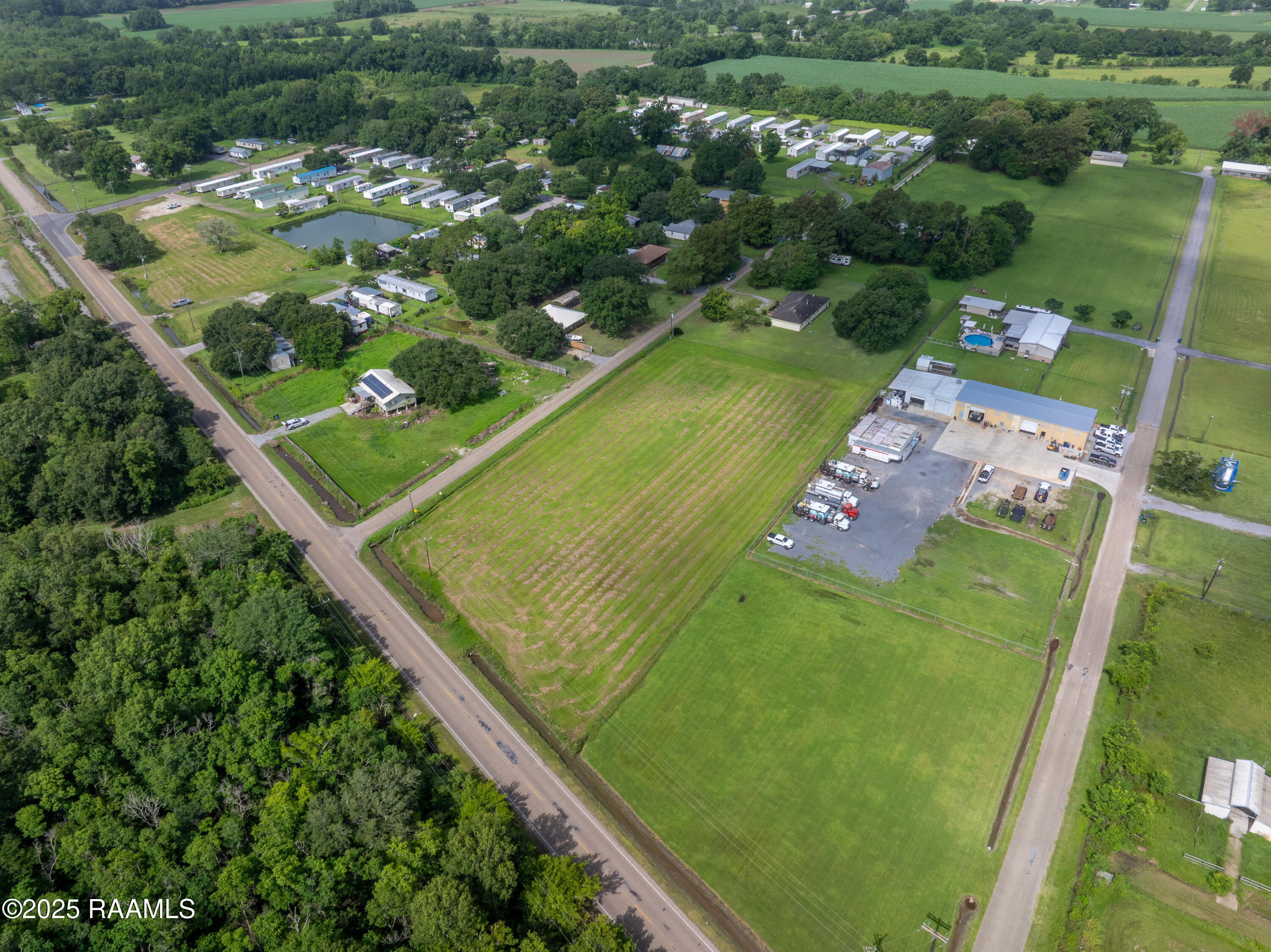 1620 South Airport Road Abbeville, LA 70510 - Photo 5 of 13 1620SAirport-4