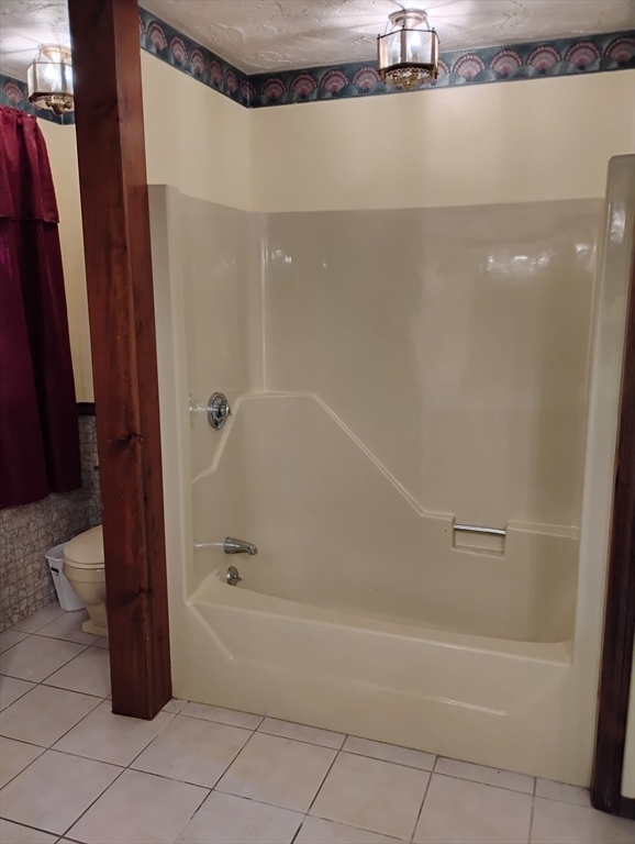 186 8 Lots Road Sutton, MA 01590 - Photo 14 of 16