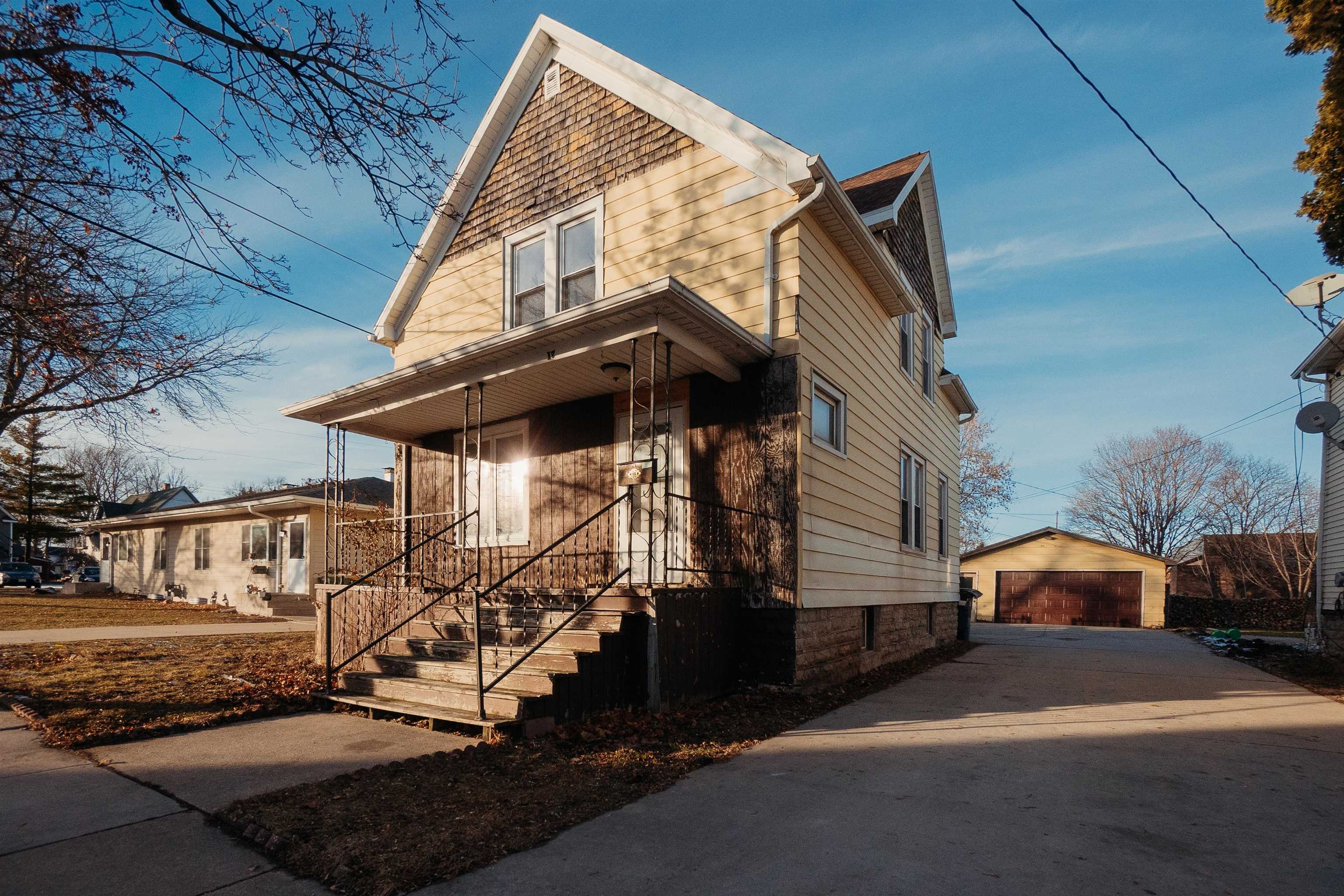 17 West Cotton Street Fond du Lac, WI 54935 - Photo 1 of 22