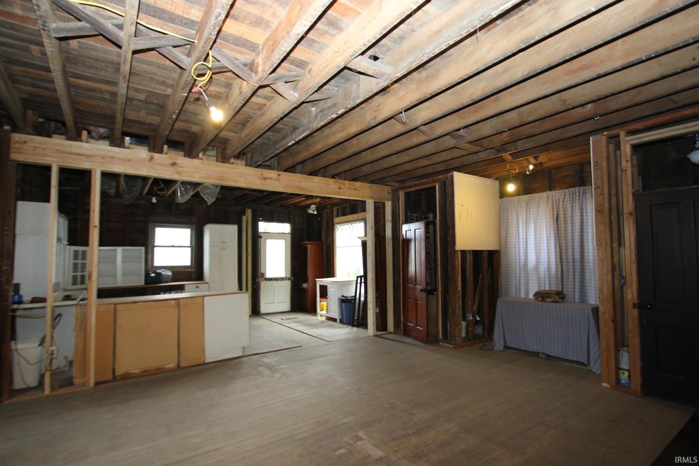 35 East Sinclair Street Wabash, IN 46992 - Photo 8 of 22