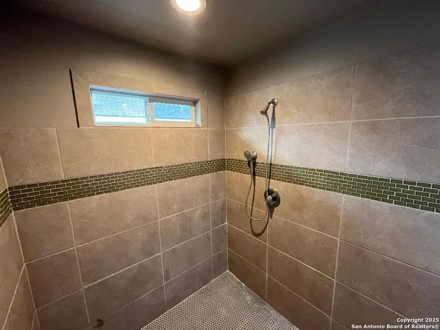 $1,795 | 8807 Arabian King, Converse, TX 78109