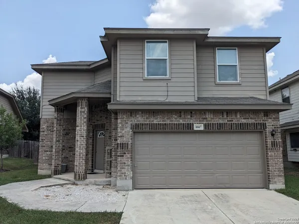 $1,795 | 8807 Arabian King, Converse, TX 78109