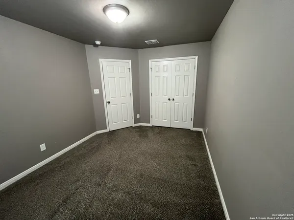 $1,795 | 8807 Arabian King, Converse, TX 78109