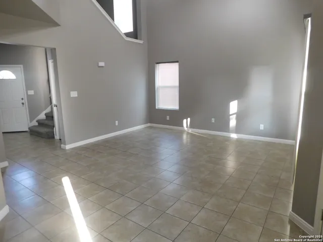 $1,795 | 8807 Arabian King, Converse, TX 78109