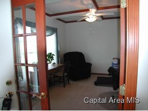5224 Manhattan Drive Springfield, IL 62711 - Photo 3 of 8 Gallery Image 3