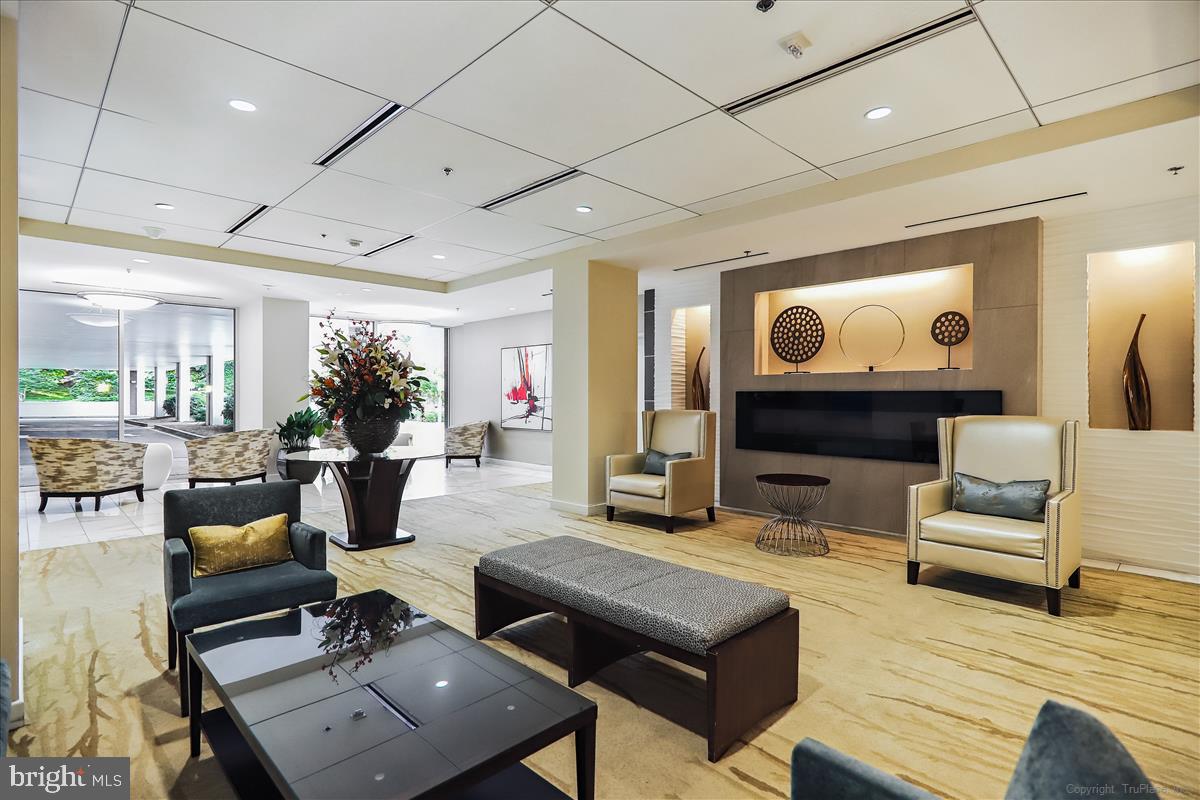 5101 River Road, Unit 1712 Bethesda, MD 20816 - Photo 17 of 25 Beautiful lobby to meet your guests