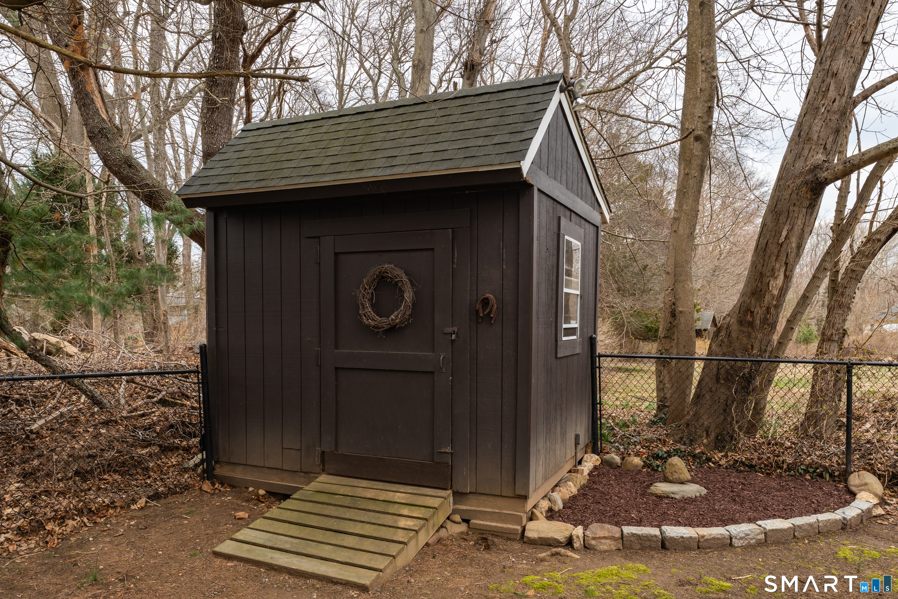 82 Raymond Road Guilford, CT 06437 - Photo 28 of 33 a view of outdoor space and yard