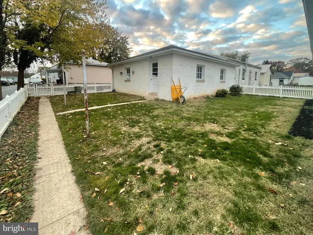 $319,900 | 120 North Locust Street, Elizabethtown, PA 17022