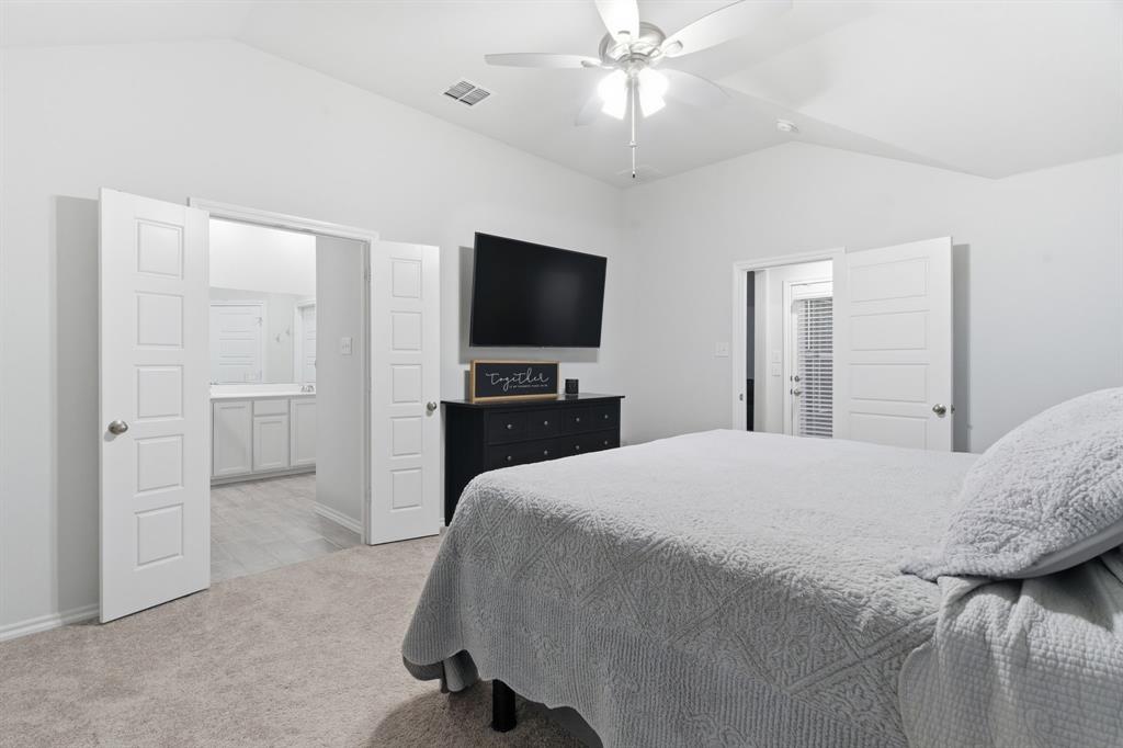 437 Falcon Way Azle, TX 76020 - Photo 28 of 40