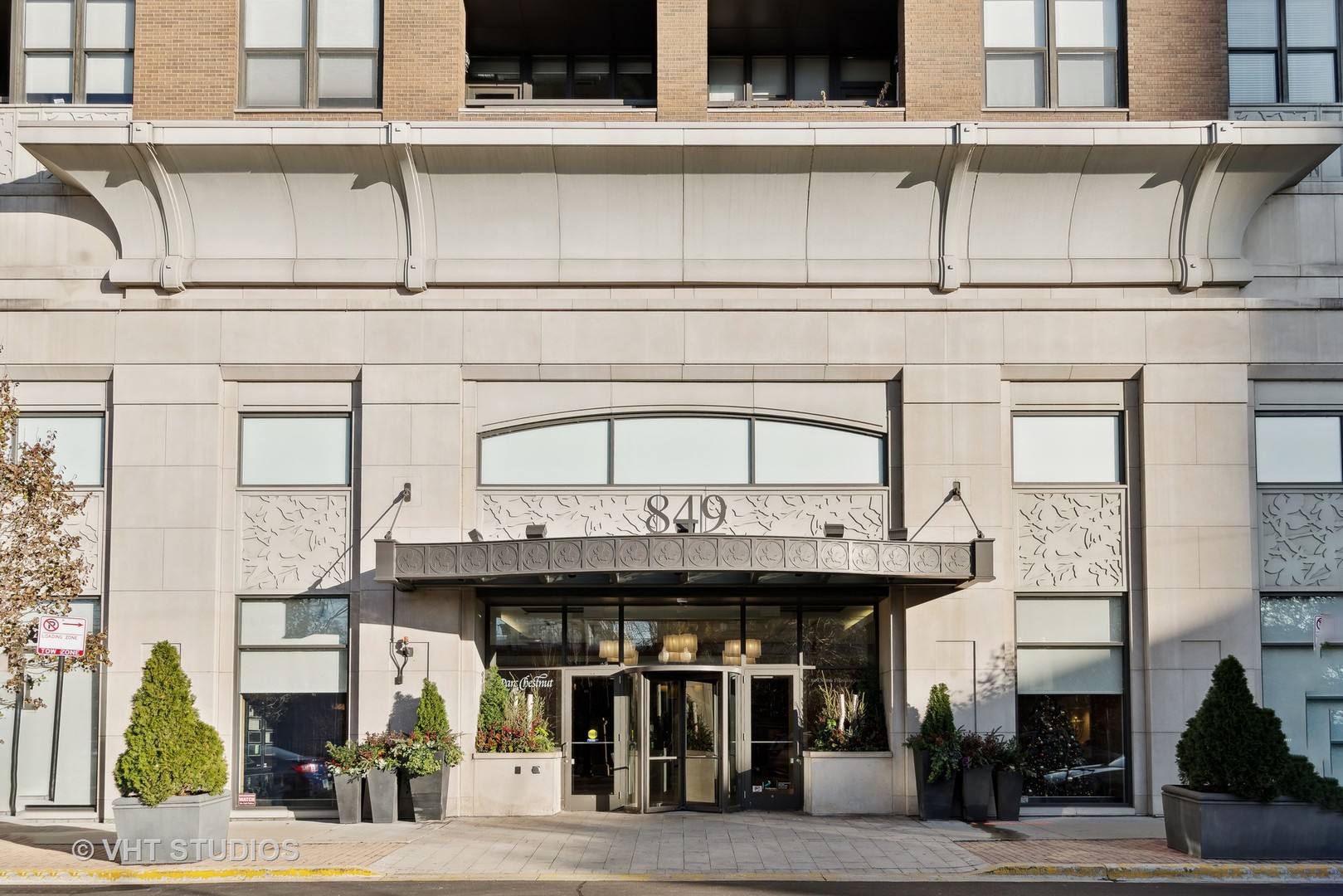 849 North Franklin Street, Unit 1419 Chicago, IL 60610 - Photo 1 of 10 a view of a building with a outdoor space
