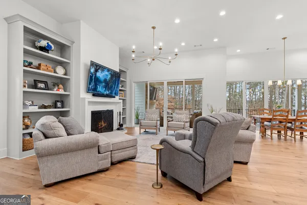 $2,500,000 | 340 Foxy Lane, Martin, GA 30557
