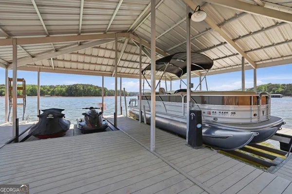 $2,500,000 | 340 Foxy Lane, Martin, GA 30557
