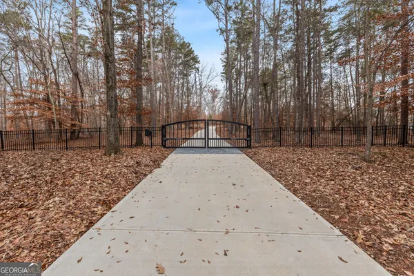 a view of a house with pool