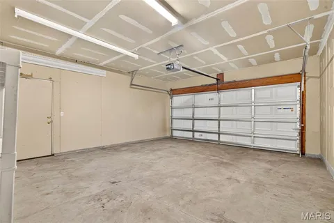 $289,900 | 7 Red Cedar Parc Court, O'Fallon, MO 63368