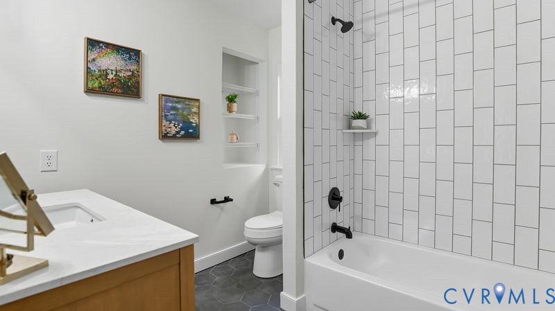 12601 Eagle Ridge Road Henrico, VA 23233 - Photo 34 of 50 Bathroom featuring vanity, bathing tub / shower co