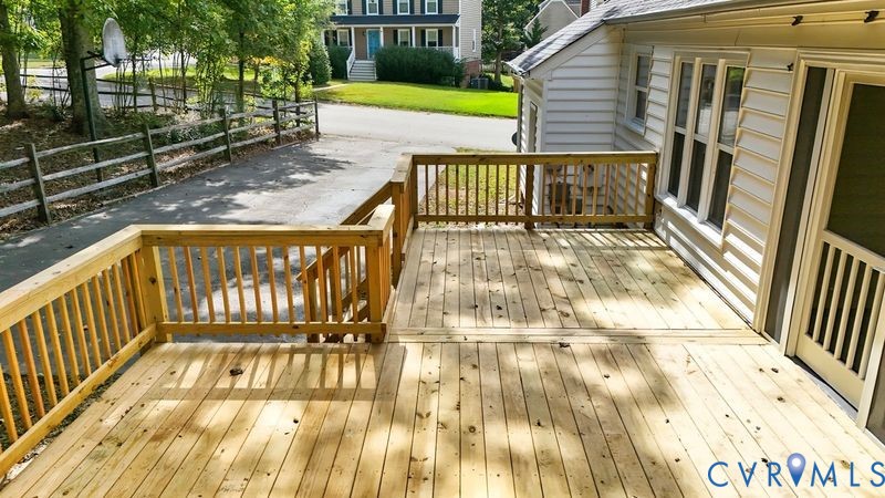 12601 Eagle Ridge Road Henrico, VA 23233 - Photo 44 of 50 View of wooden deck
