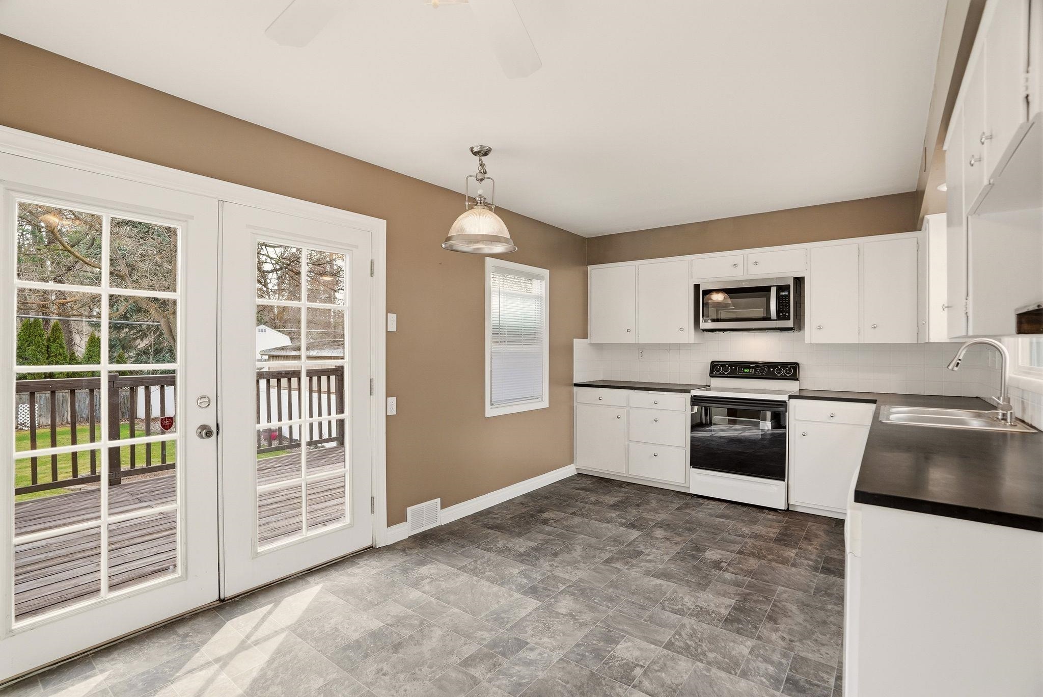 1708 East 34th Avenue Spokane, WA 99203 - Photo 11 of 47
