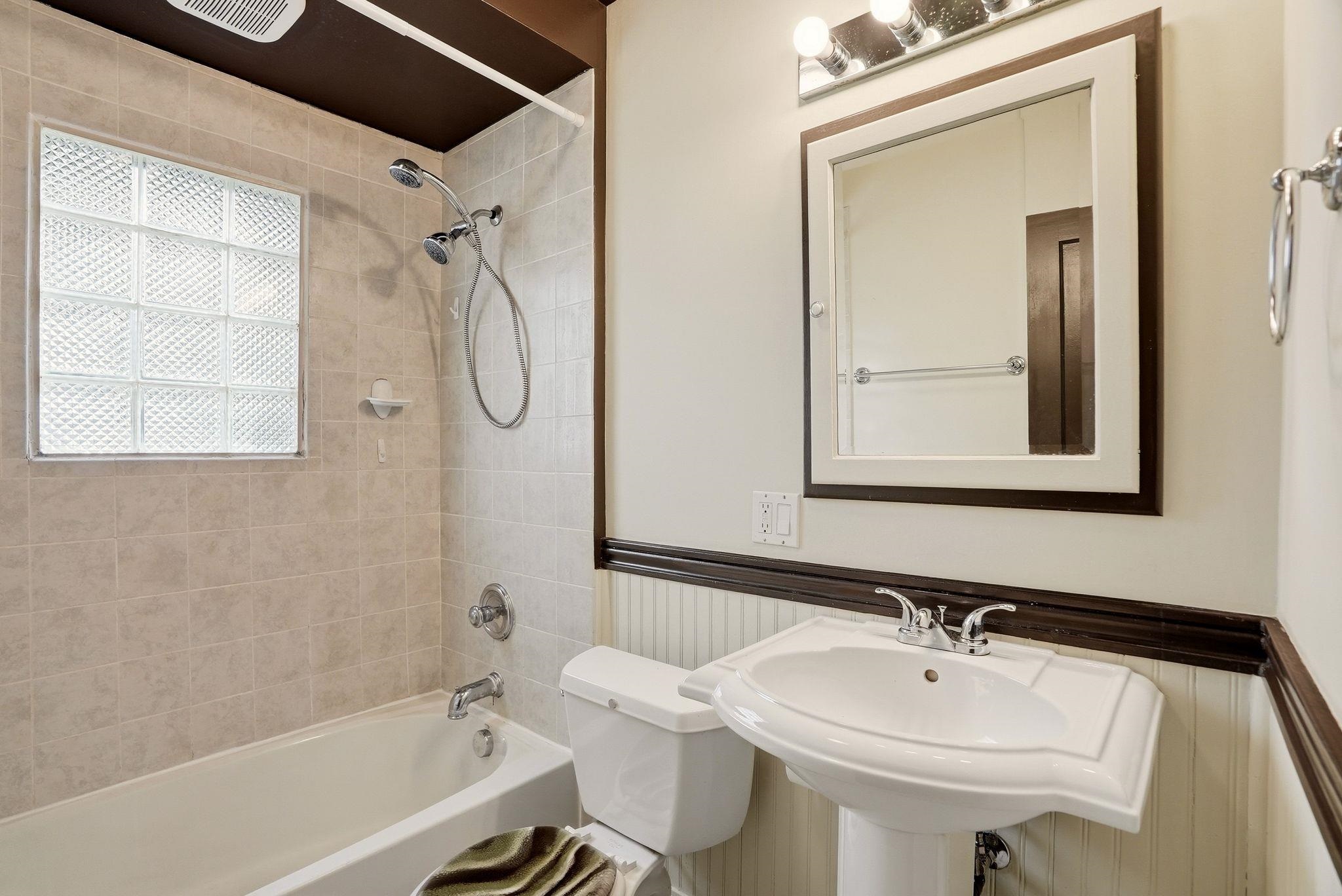 1708 East 34th Avenue Spokane, WA 99203 - Photo 17 of 47