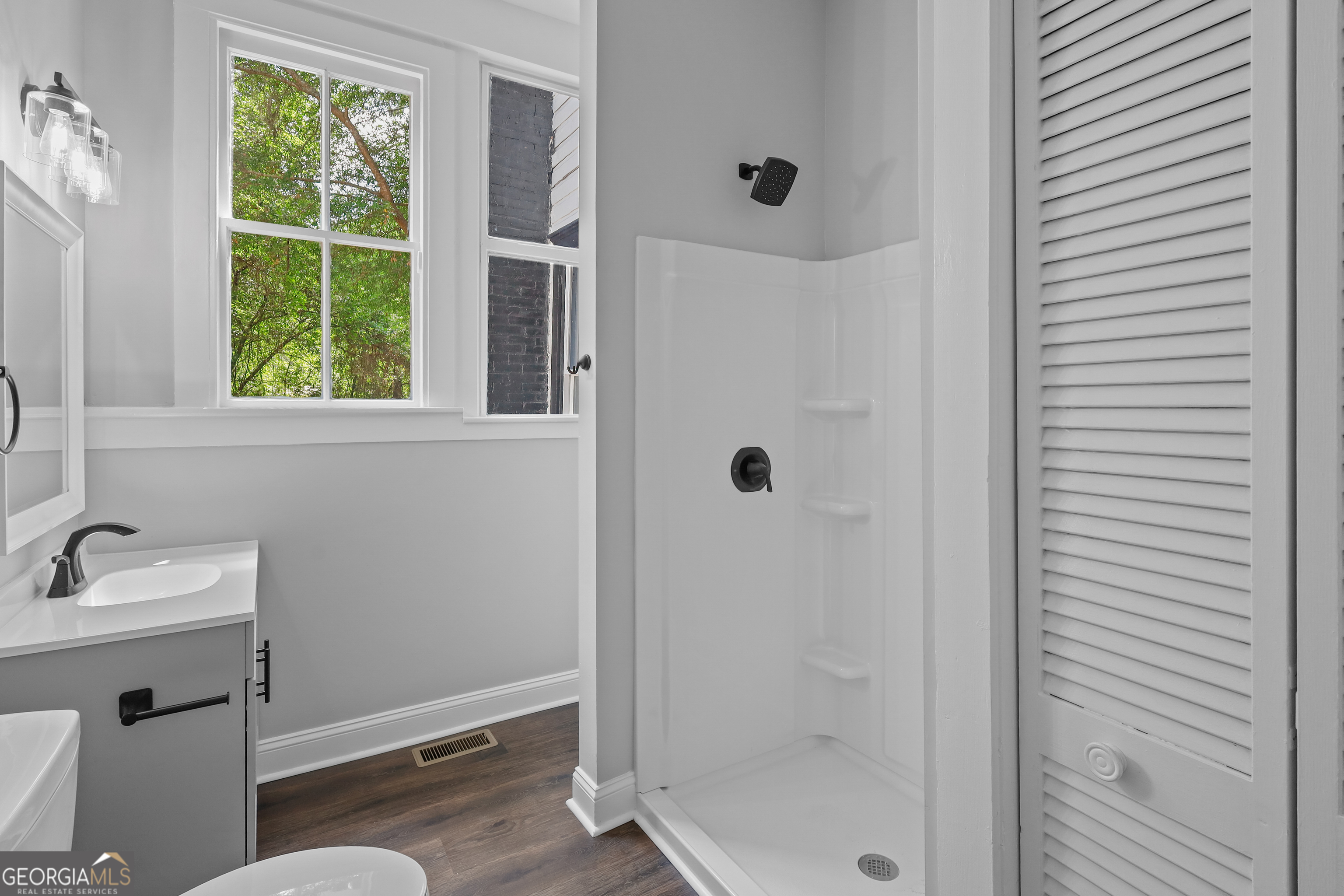674 Dunlevie Road Allenhurst, GA 31301 - Photo 15 of 41