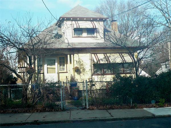 175 Weld Street Boston, MA 02132 - Photo 2 of 8 Gallery Image 2
