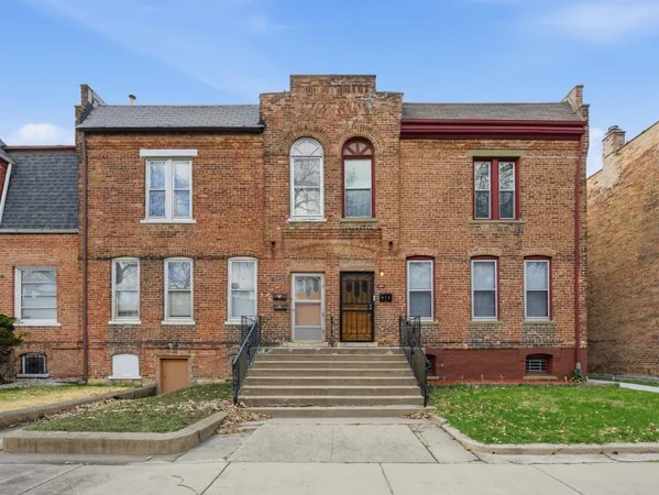 $304,900 | 11412 South St Lawrence Avenue, Chicago, IL 60628